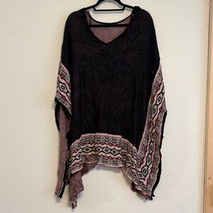 Forever 21 Black and Pink Patterned Poncho